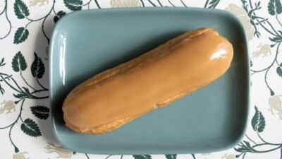 Coffee Eclair (large) 1/14ct